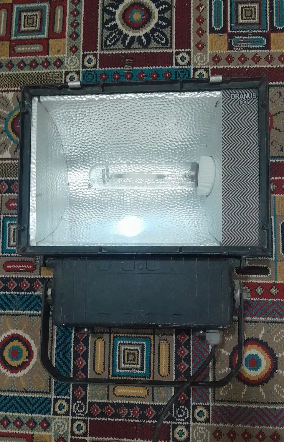 پرژکتور (نورافکن)|تلویزیون و پروژکتور|قرچک, مهدیه|دیوار