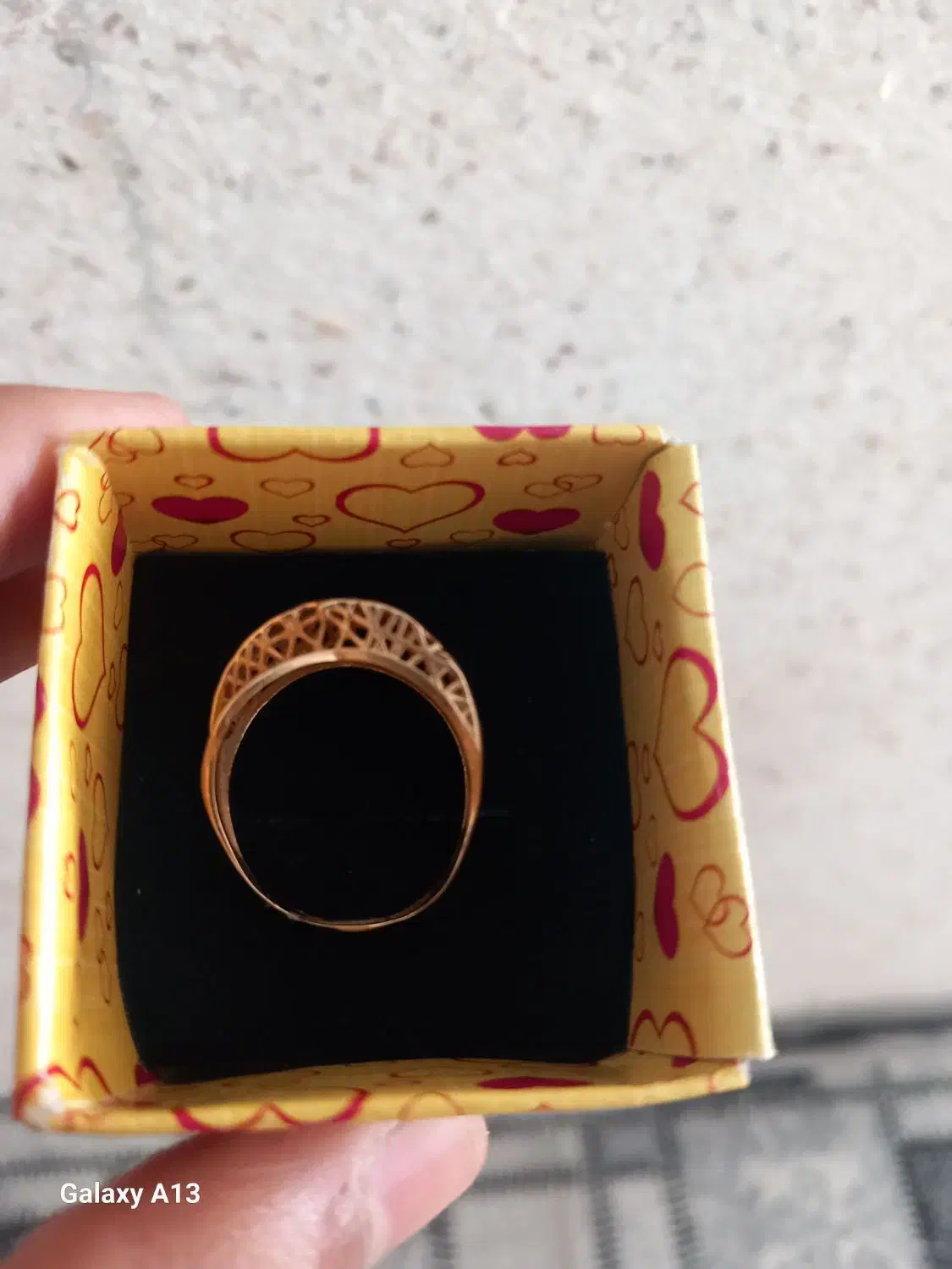 انگشتر|جواهرات|پرند, فاز ۶|دیوار