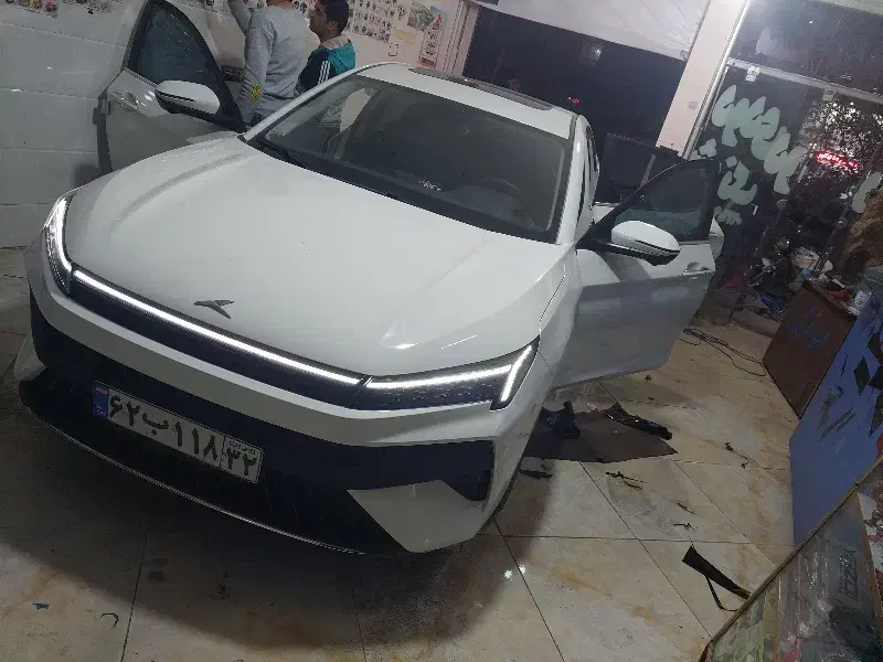 انواع دودی رنگی دید درشب حرارتی سلفون برچسب سقف|خدمات موتور و ماشین|نیشابور, فرح بخش|دیوار