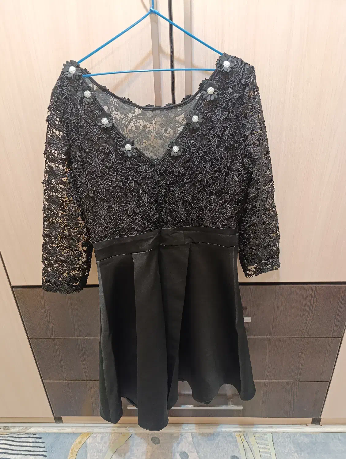 لباس مجلسی|لباس|شهرضا, |دیوار