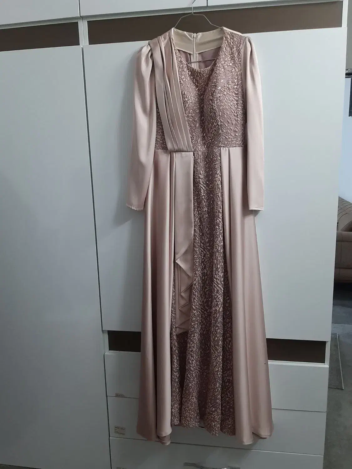 ۴۰تا۴۲|لباس|اصفهان, عمان سامانی|دیوار