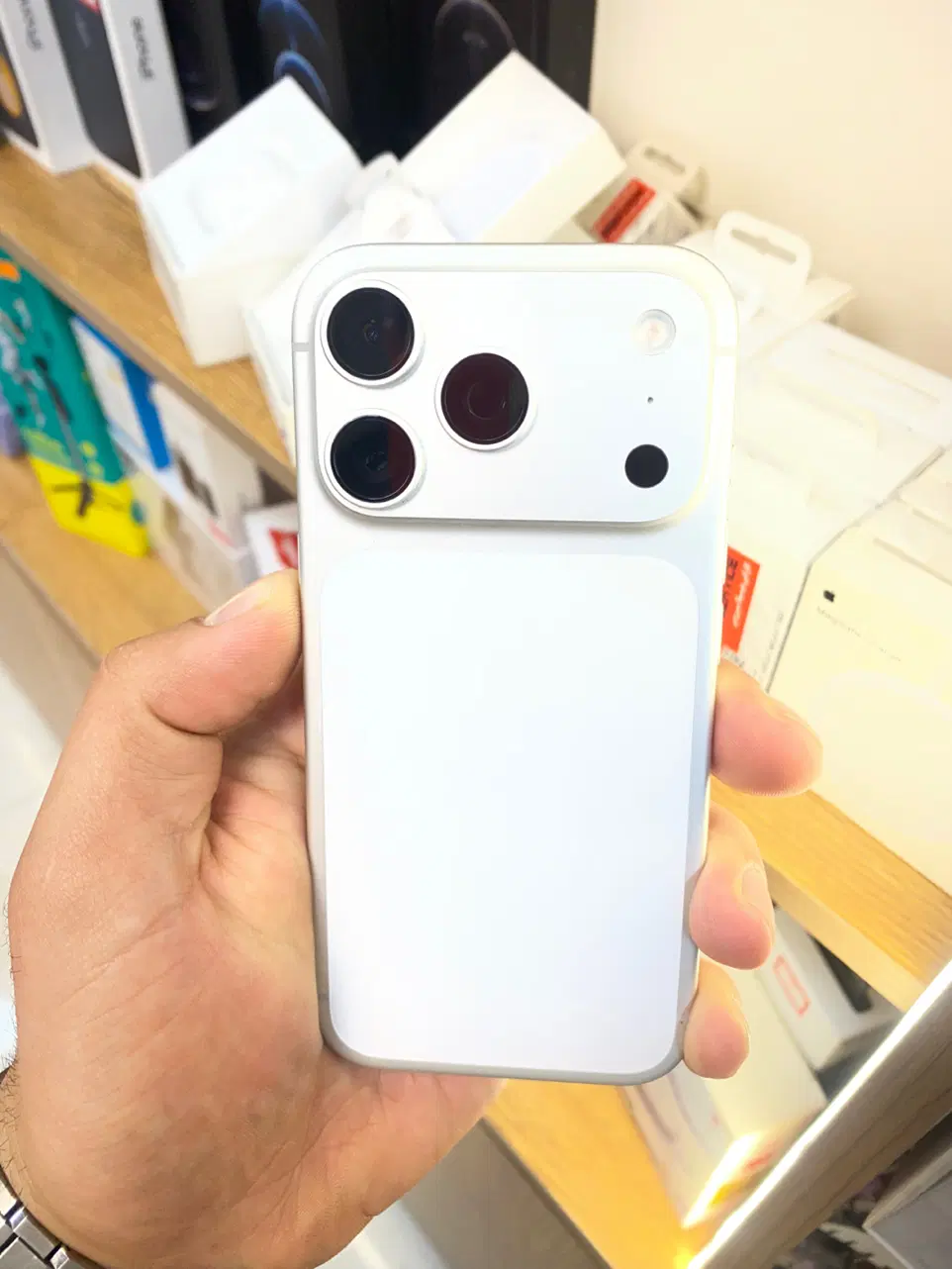 iphone 17 pro|موبایل|کرج, باغستان|دیوار