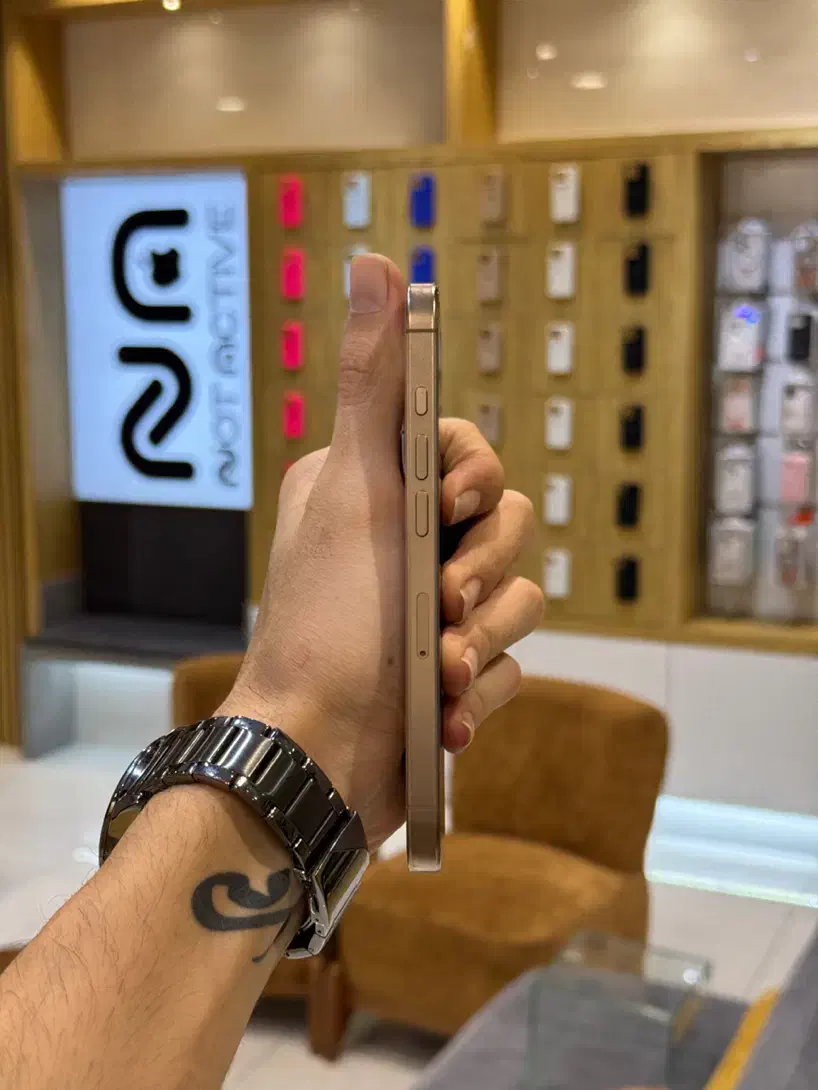 آیفون ۱۶ پرو iPhone 16pro با سفته|موبایل|تهران, درختی|دیوار