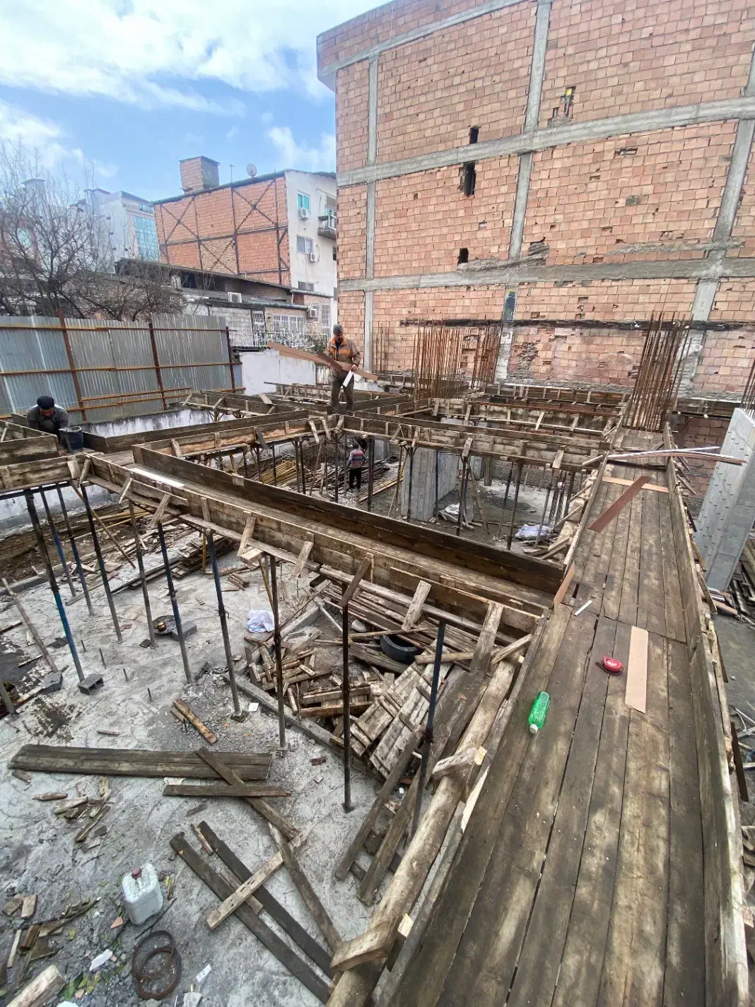 ارماتوربند ماهر و‌نیمه ماهر|استخدام معماری، عمران و ساختمانی|ساری, |دیوار