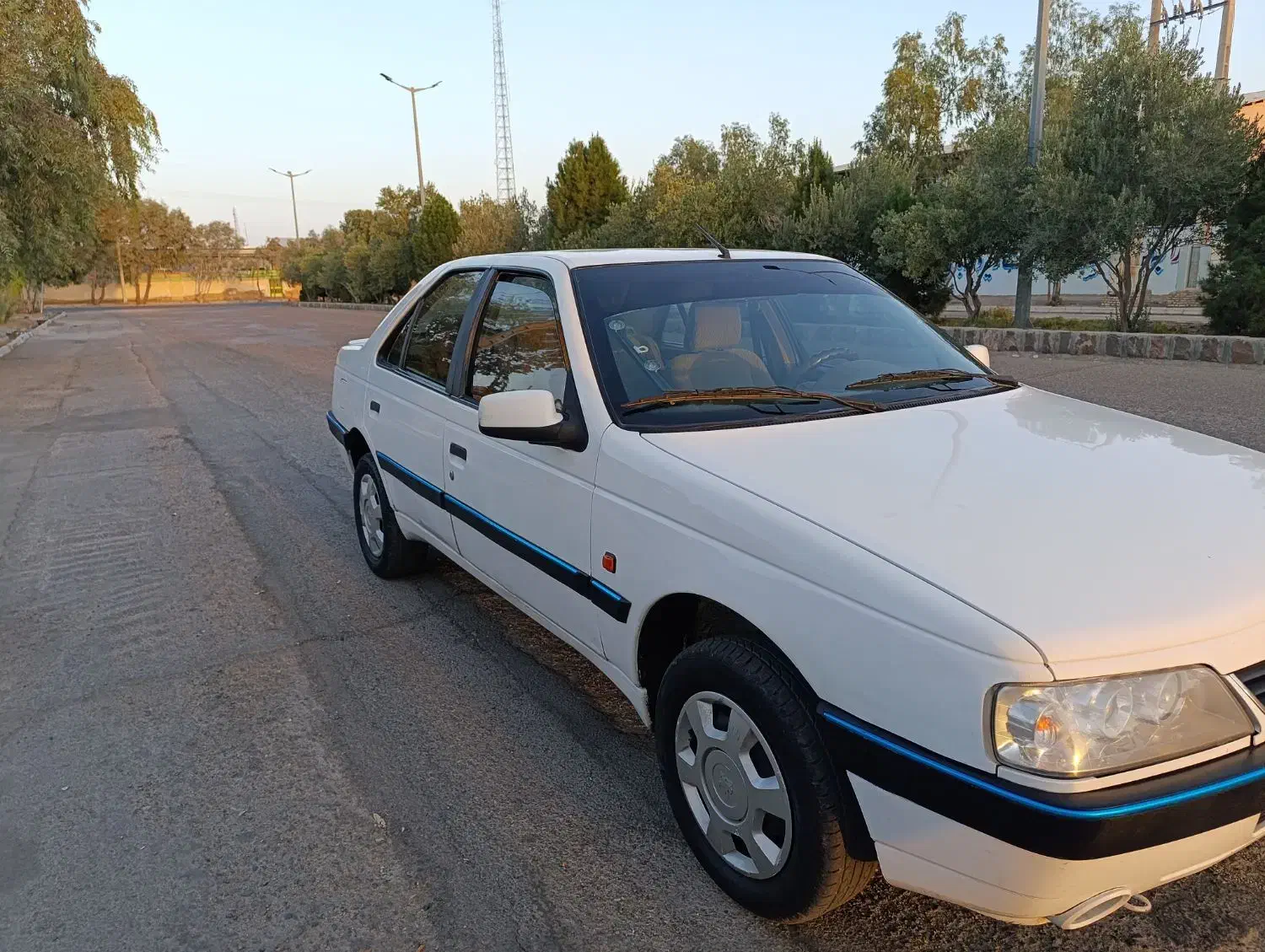 پژو اس ال ایکس مدل 95 دریچه گاز سیمی در نهبندان|خودرو سواری و وانت|زاهدان, |دیوار