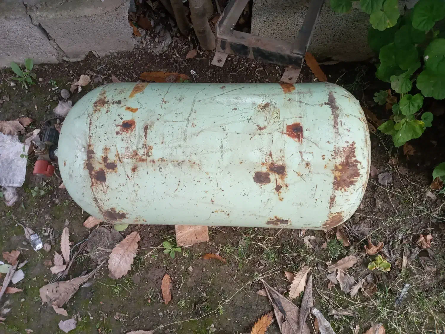 مخزن گاز مایع با وسایل کامل مناسب برای پراید پیکان|قطعات یدکی و لوازم جانبی|ماسال, |دیوار