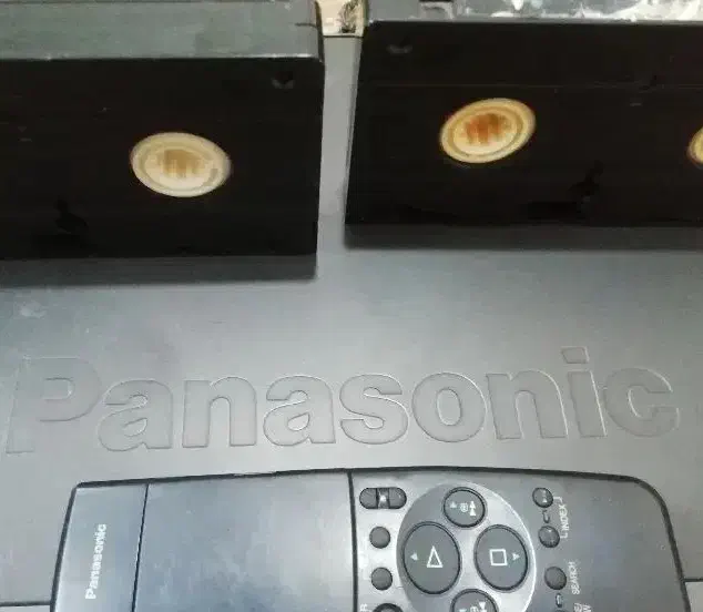 VHS ویدئو قدیمی|پخشکننده DVD و ویدیو|شیراز, شریفآباد|دیوار