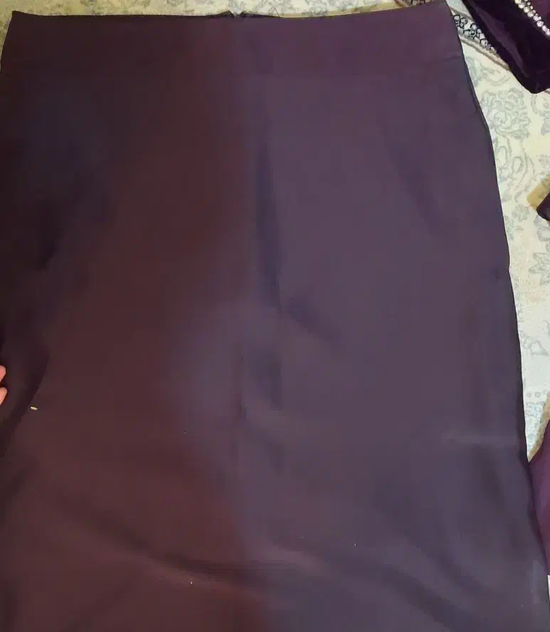 کت و دامن مجلسی نو|لباس|مشهد, مصلی (کارمندان اول)|دیوار