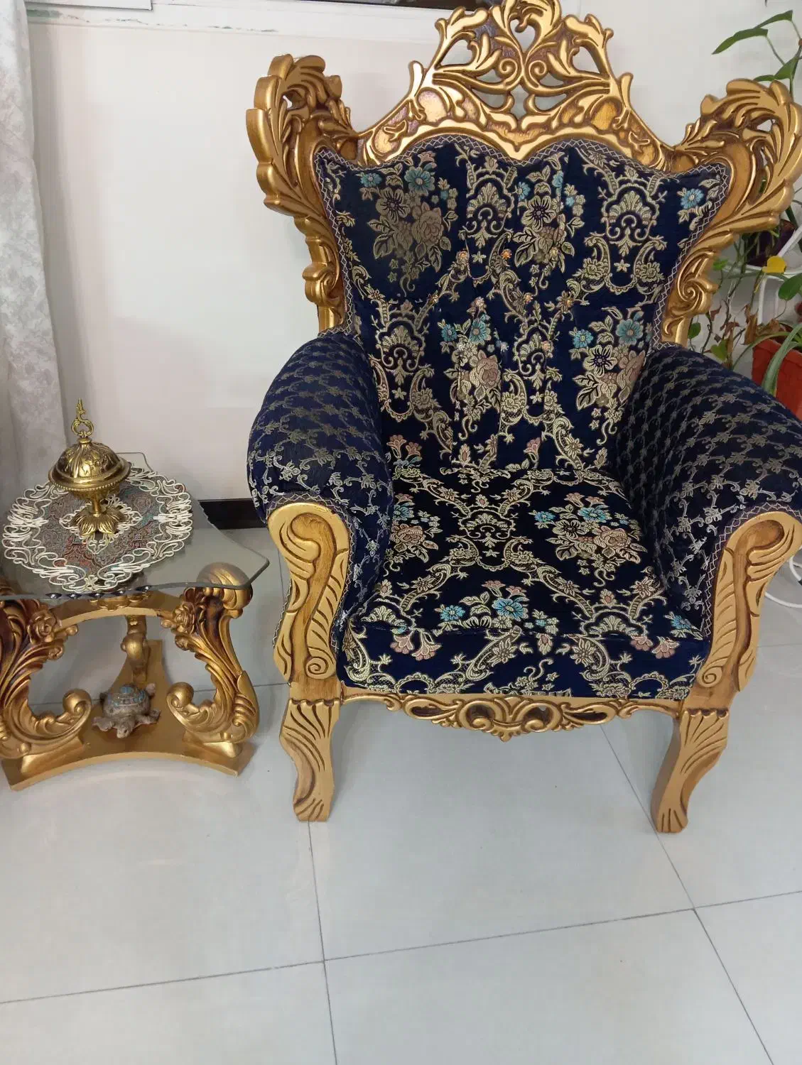 مبل سلطنتی نه نفره|مبلمان خانگی و میز عسلی|تهران, راه آهن|دیوار