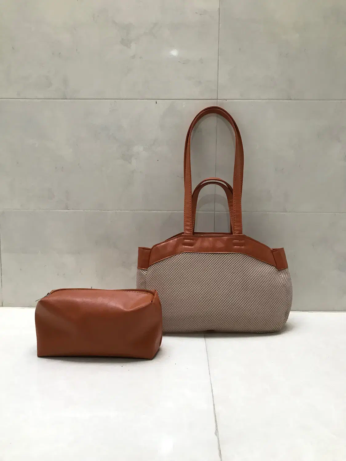 کیف های بزرگ مجلسی و اسپرت|کیف، کفش، کمربند|نهاوند, |دیوار