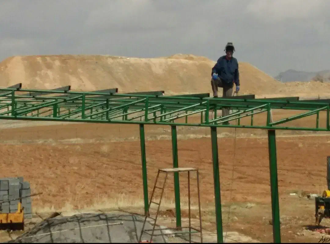 ورق پانل سوله اسکلت شیروانی راه پله آلاچیق ویلا|خدمات پیشه و مهارت|اراک, |دیوار