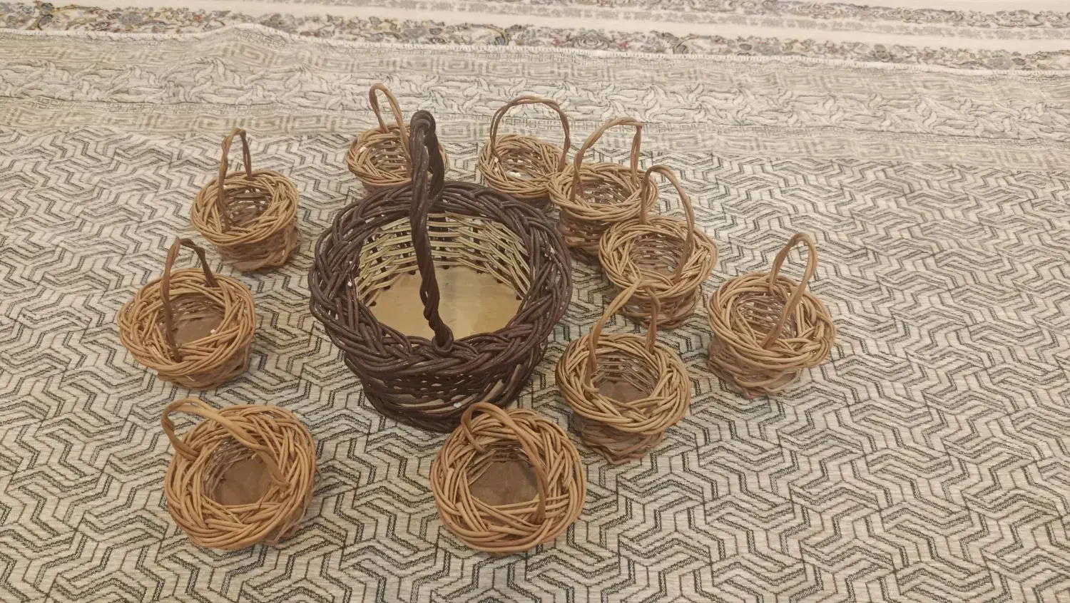 سبد تزئنی رومیزی|صنایع دستی و سایر لوازم تزئینی|مریوان, |دیوار