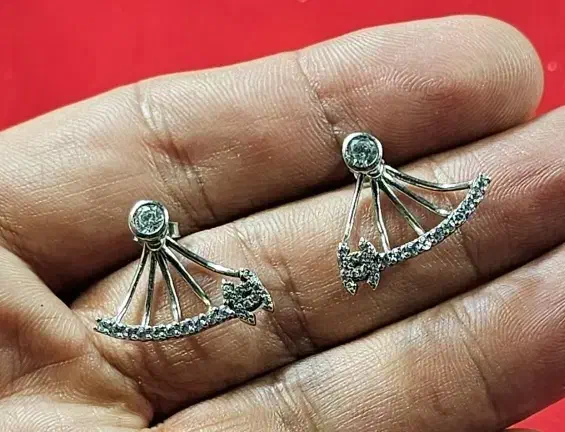 بیخ گوشی/گل گوش نقره|جواهرات|رباط‌کریم, رباط‌کریم|دیوار