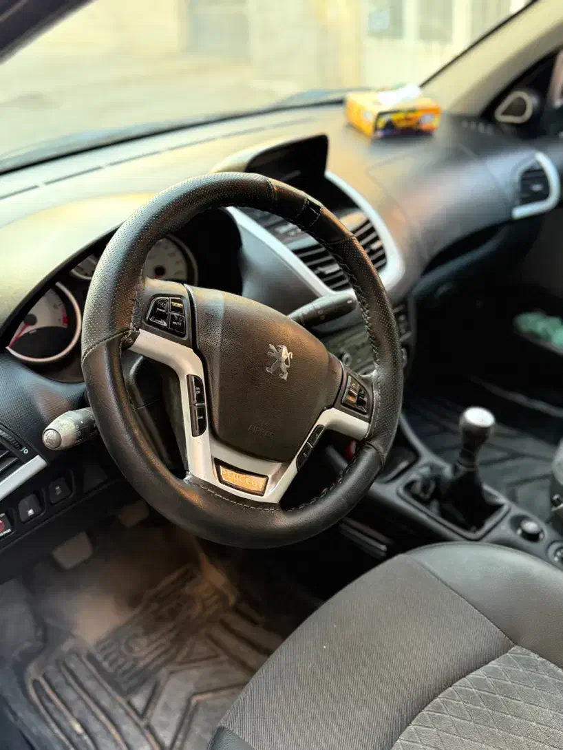 207 مشکی سقف پانا مدل ۱۴۰۳|خودرو سواری و وانت|کاشان, ۲۲ بهمن|دیوار