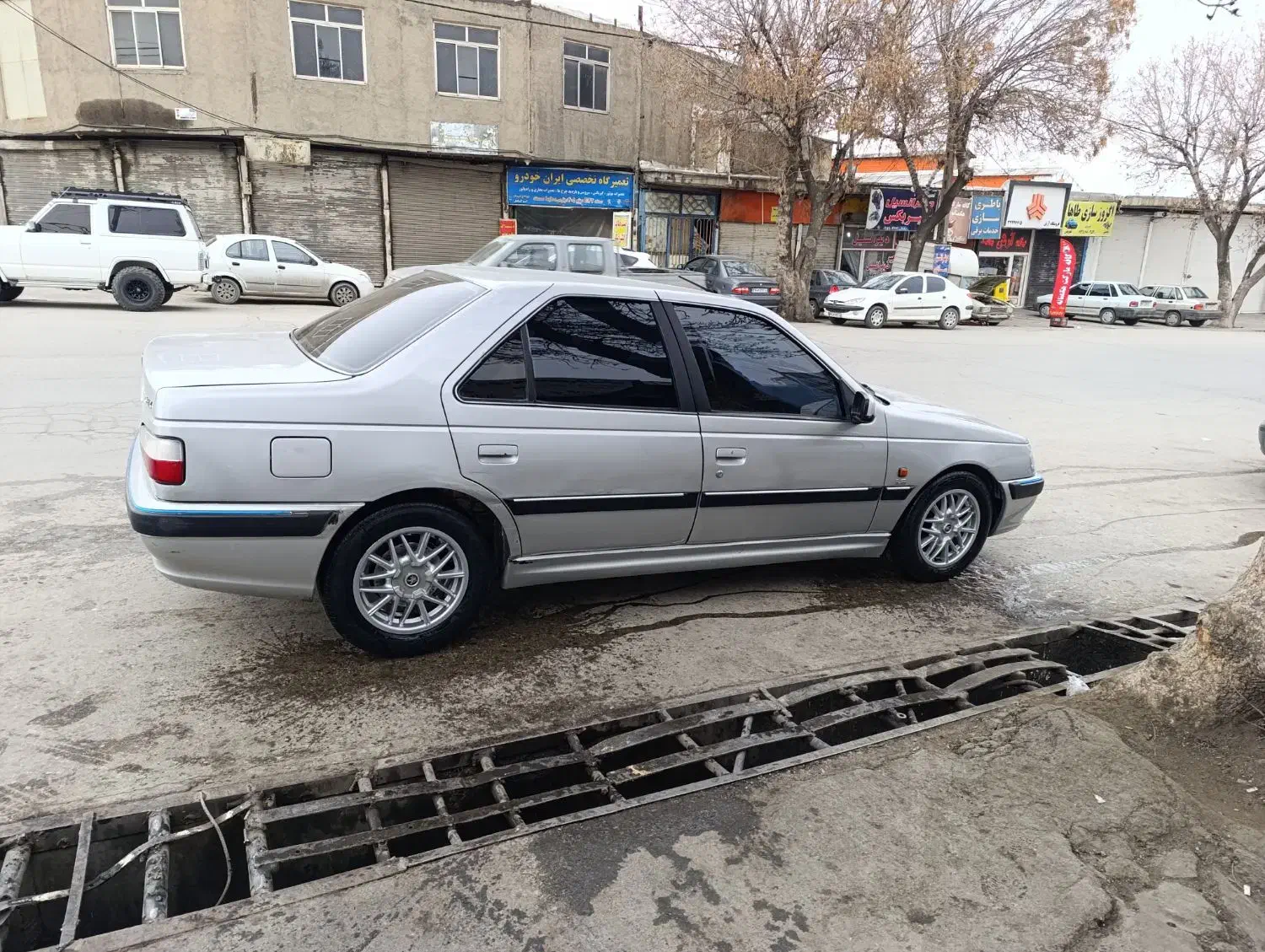 پژوپارس|خودرو سواری و وانت|همدان, |دیوار