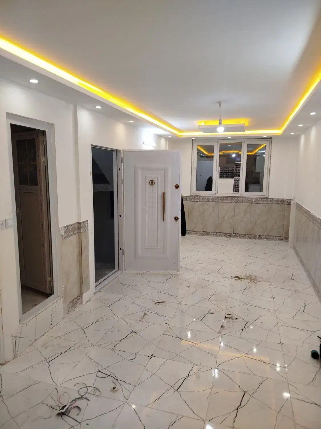 آپارتمان طبقه اول طبرسی شمالی جماران2|فروش آپارتمان|مشهد, شهید قربانی|دیوار