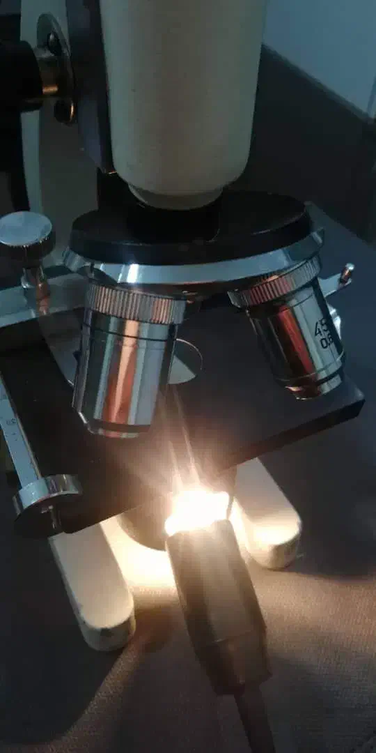 میکروسکوپ C.E.I.L|پزشکی|رشت, گیل|دیوار