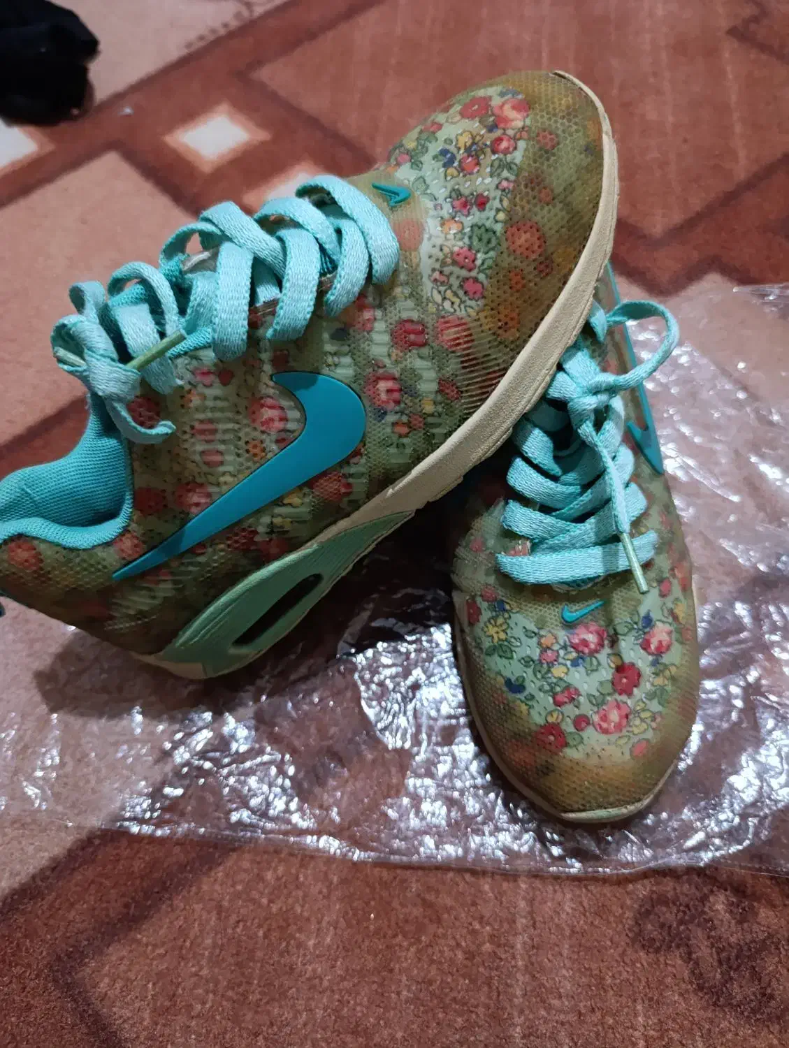 کفش اسپورت دخترانه|کفش و لباس بچه|سرپل ذهاب, |دیوار