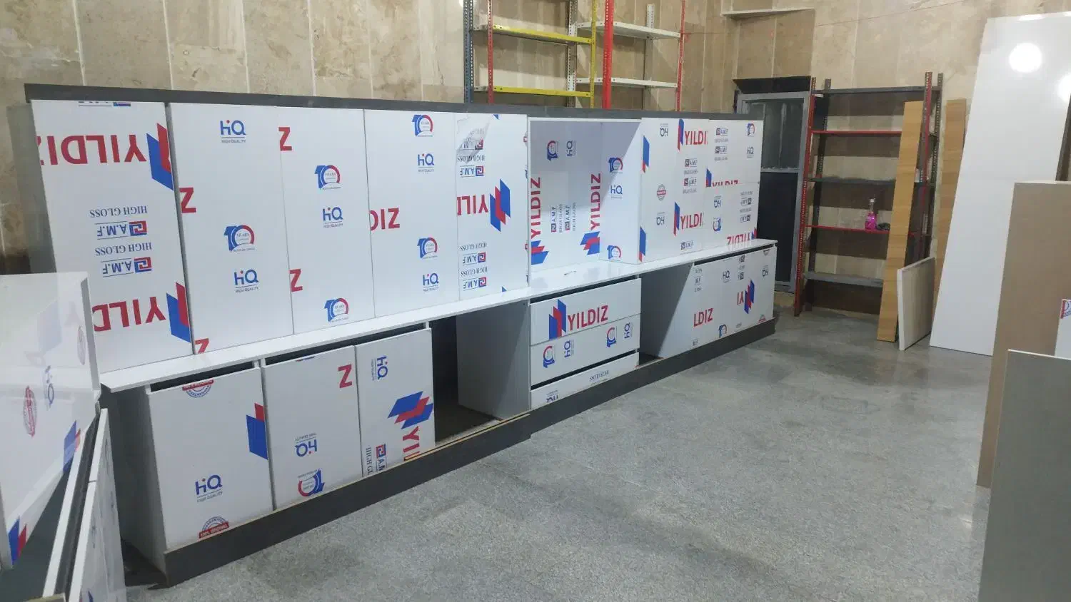 کابینت هایگلاس 10متر|مصالح و تجهیزات ساختمان|هشتگرد, شهرک ولیعصر (مصلی)|دیوار