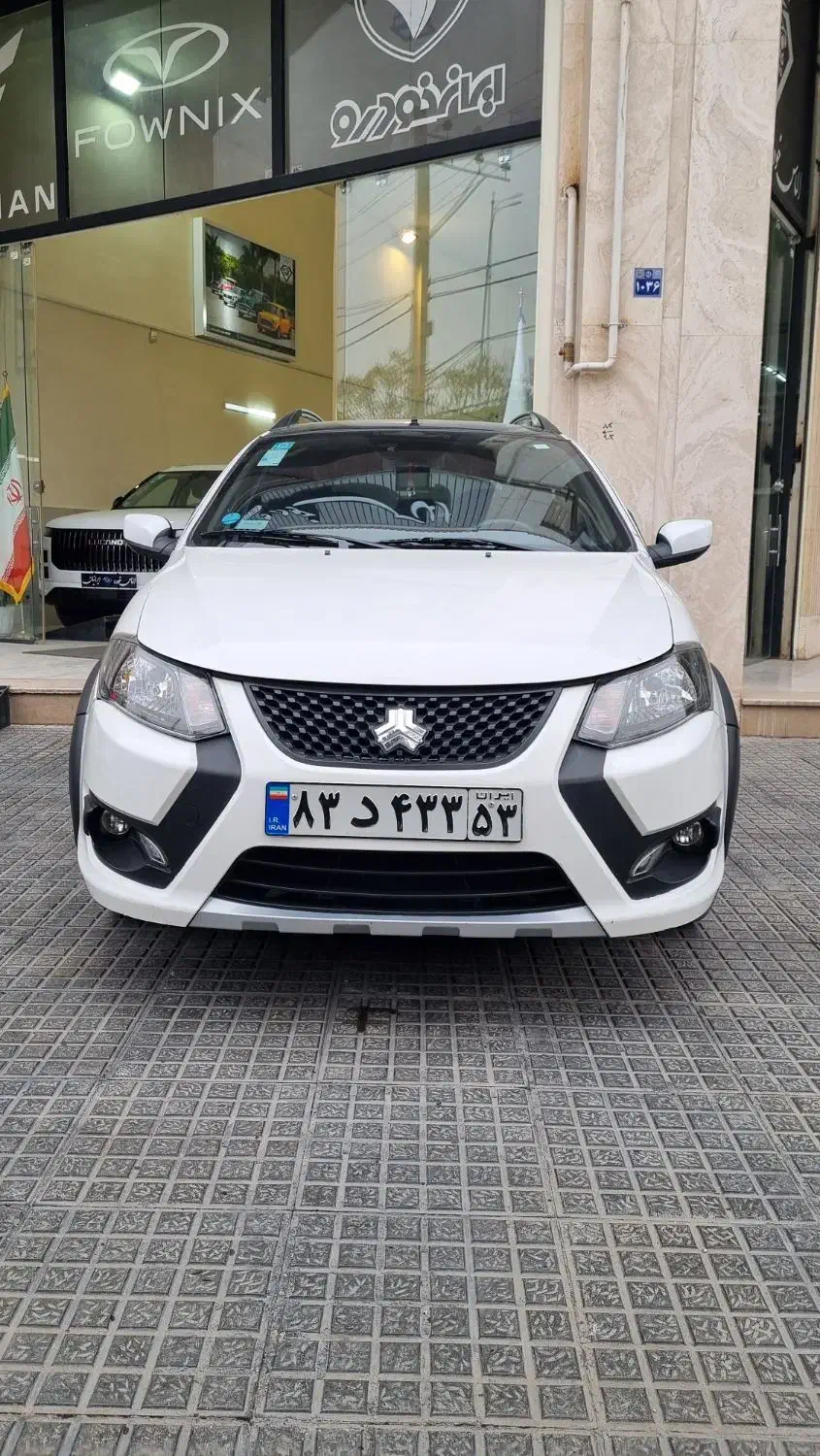 کوییک آر R سفید مشکی مدل ۱۴۰۲ بدون رنگ کم کار|خودرو سواری و وانت|اصفهان, لیمجیر|دیوار