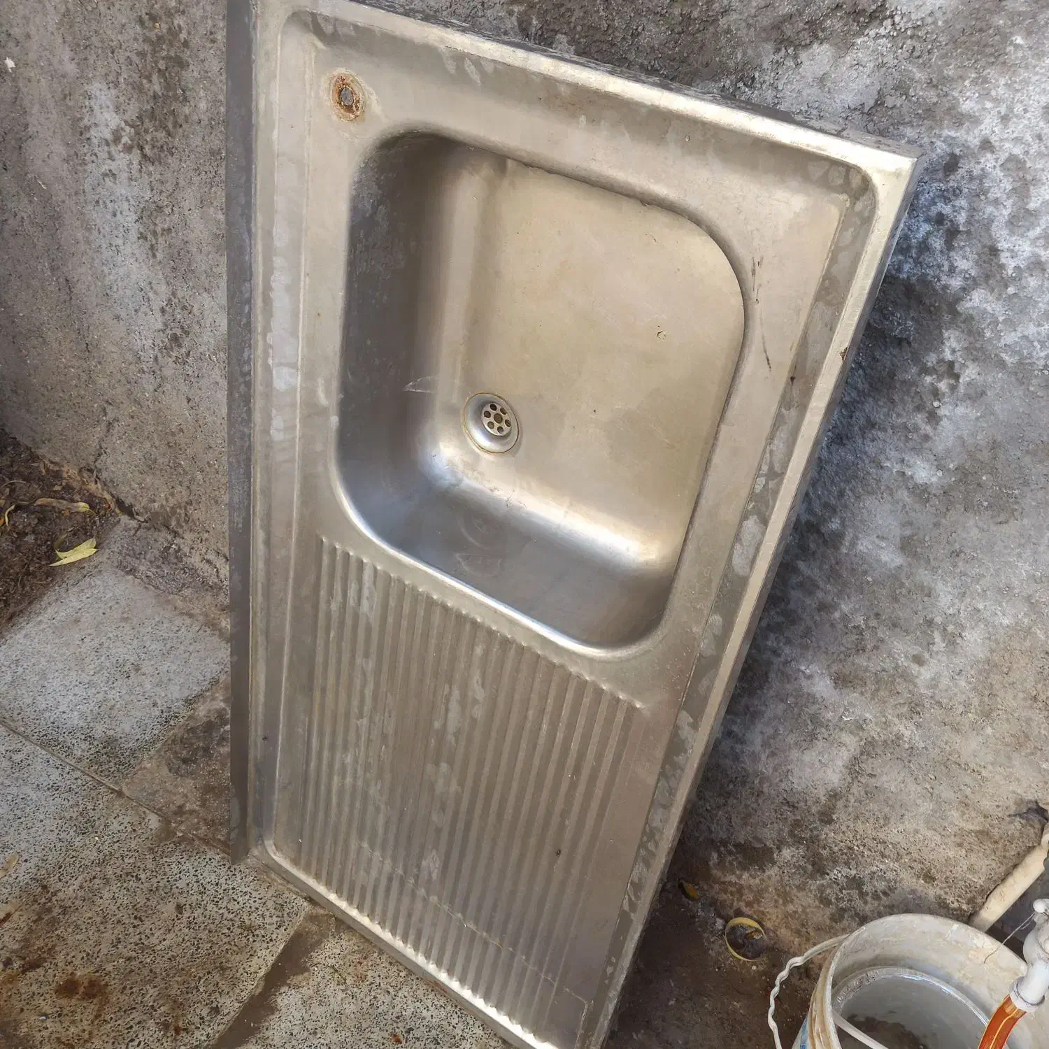 سینک تک لگن|مصالح و تجهیزات ساختمان|قم, چهار امامزاده|دیوار