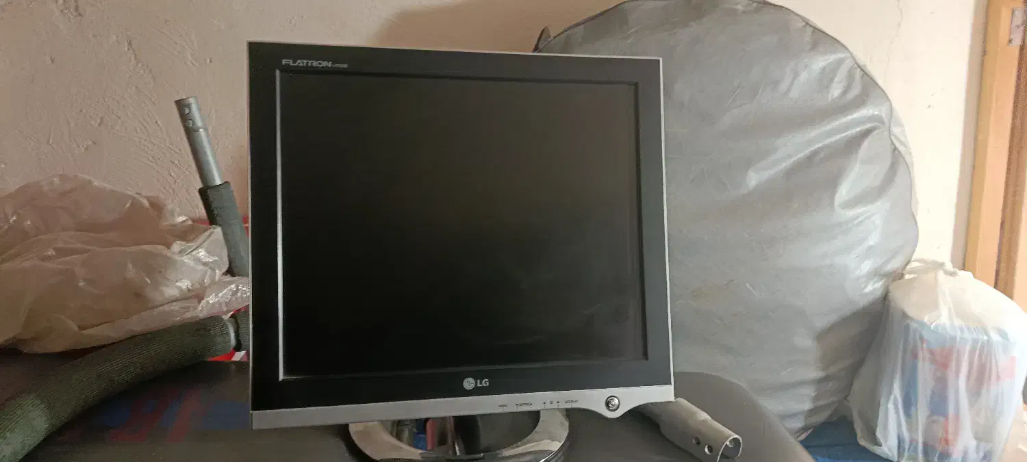 کامپیوتر و کیس|رایانه رومیزی|زابل, |دیوار