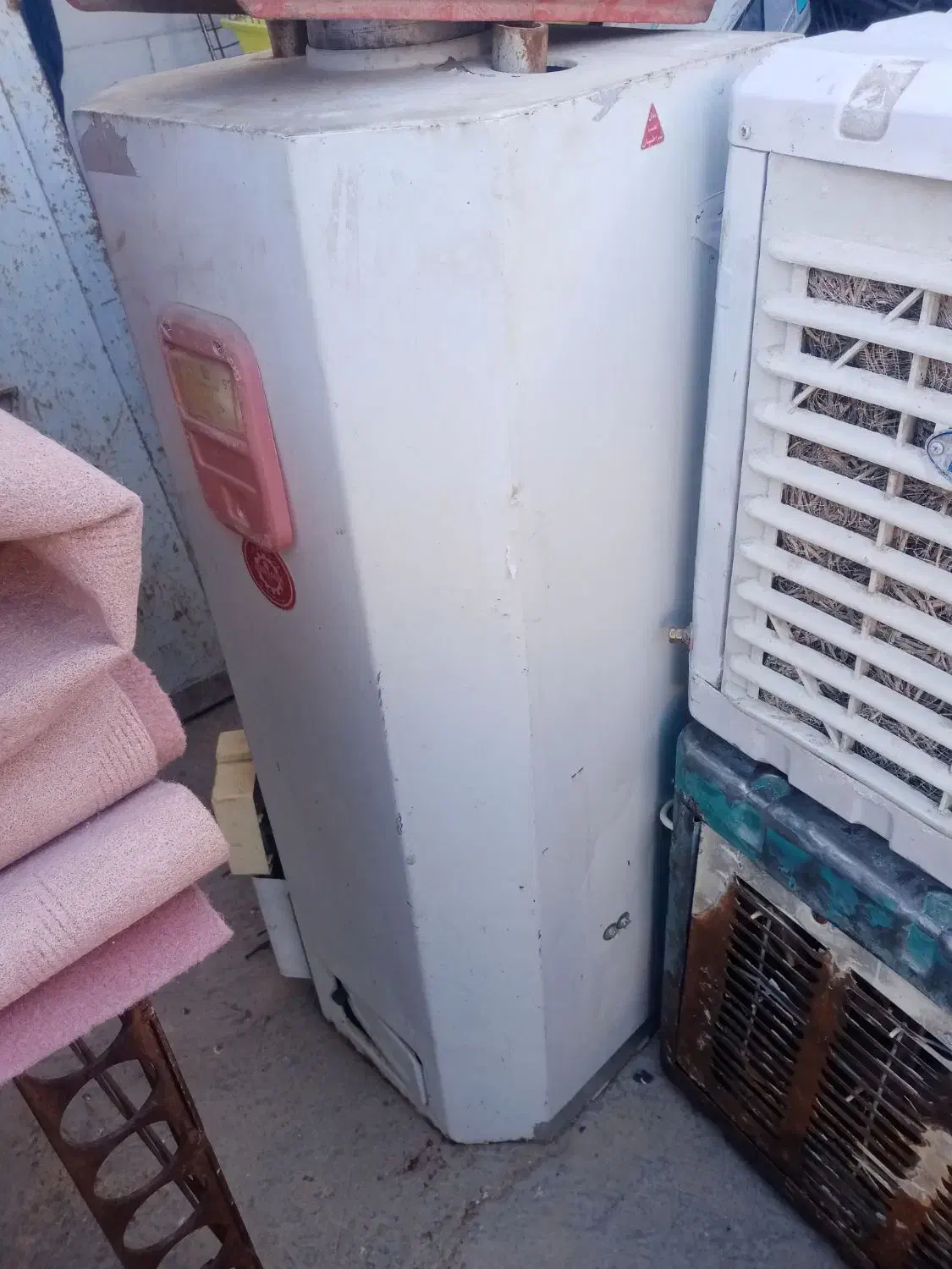 آبگرم کن|آبگرمکن، پکیج، شوفاژ|شیبکوه (فارس), |دیوار