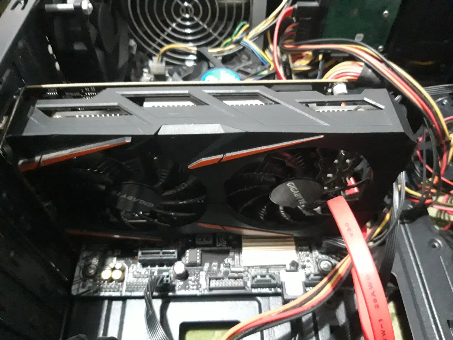 کارت گرافیک rx460 2g گیگابایت|قطعات و لوازم جانبی رایانه|فردیس, قریشی|دیوار