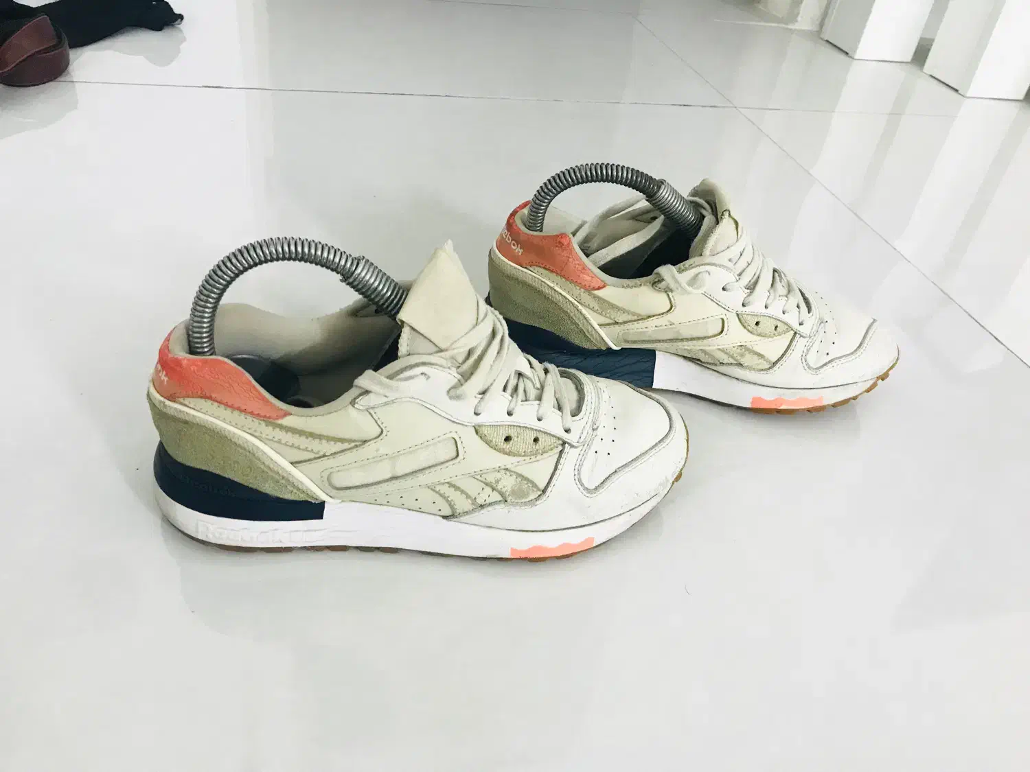 ده جفت کفش کتونی  اورجینال اصلی قیمت خرید|کیف، کفش، کمربند|مشهد, حسابی جنوبی (شهرک غرب)|دیوار