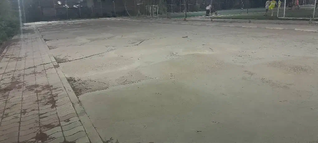 اجاره زمین ورزشی با ابعاد طول ۶۰متر و عرض۱۴ متر|ورزش‌های توپی|اهواز, پردیس|دیوار