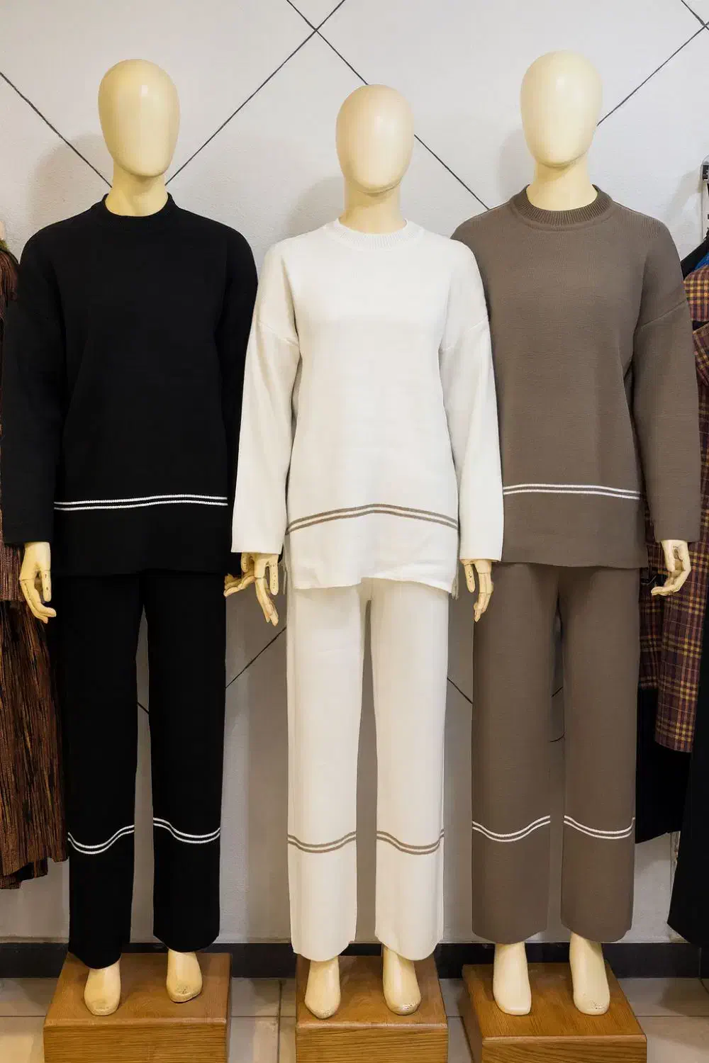 تخفیف ویژه تمامی اجناس به مناسبت روز مادر|لباس|ازنا, |دیوار