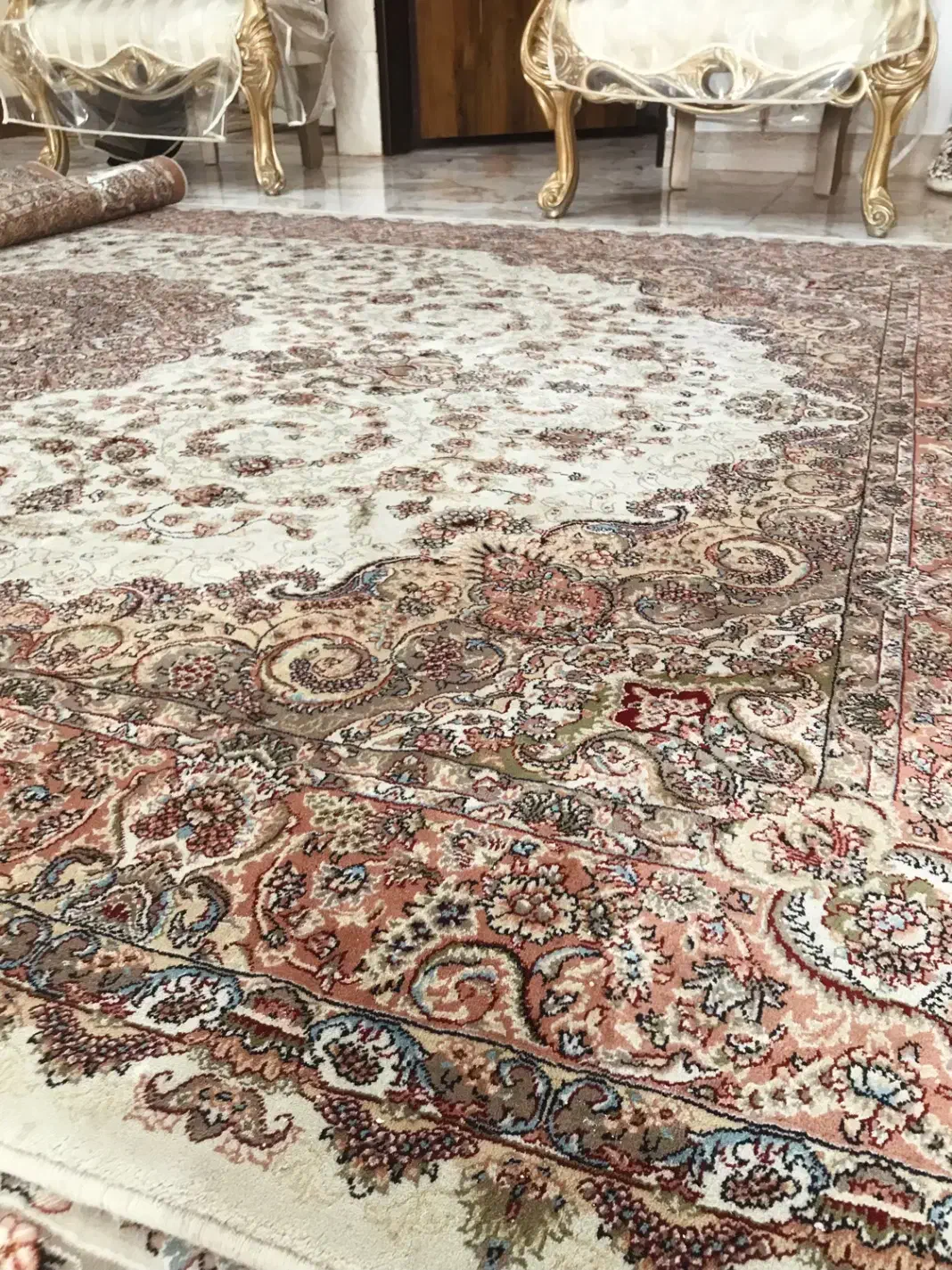 فرش در حد نو|فرش|رشت, پل تالشان|دیوار