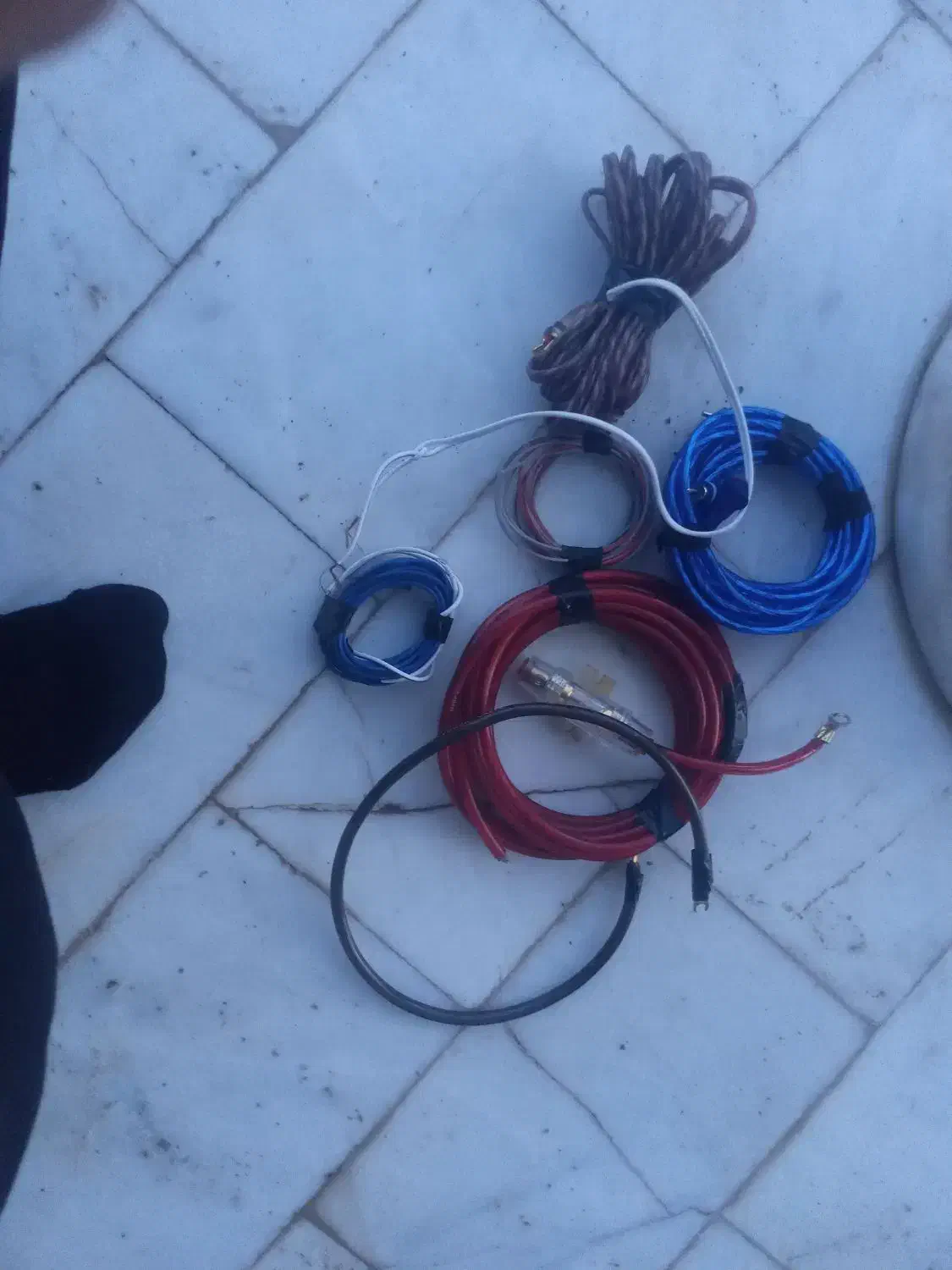 سیستم صوتی|صوتی و تصویری|سنگدوین, |دیوار