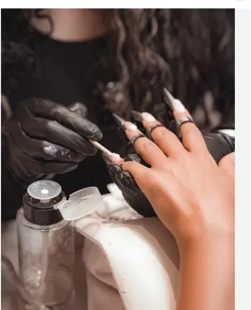 ارائه خدمات زیبایی|خدمات آرایشگری و زیبایی|کرمانشاه, |دیوار