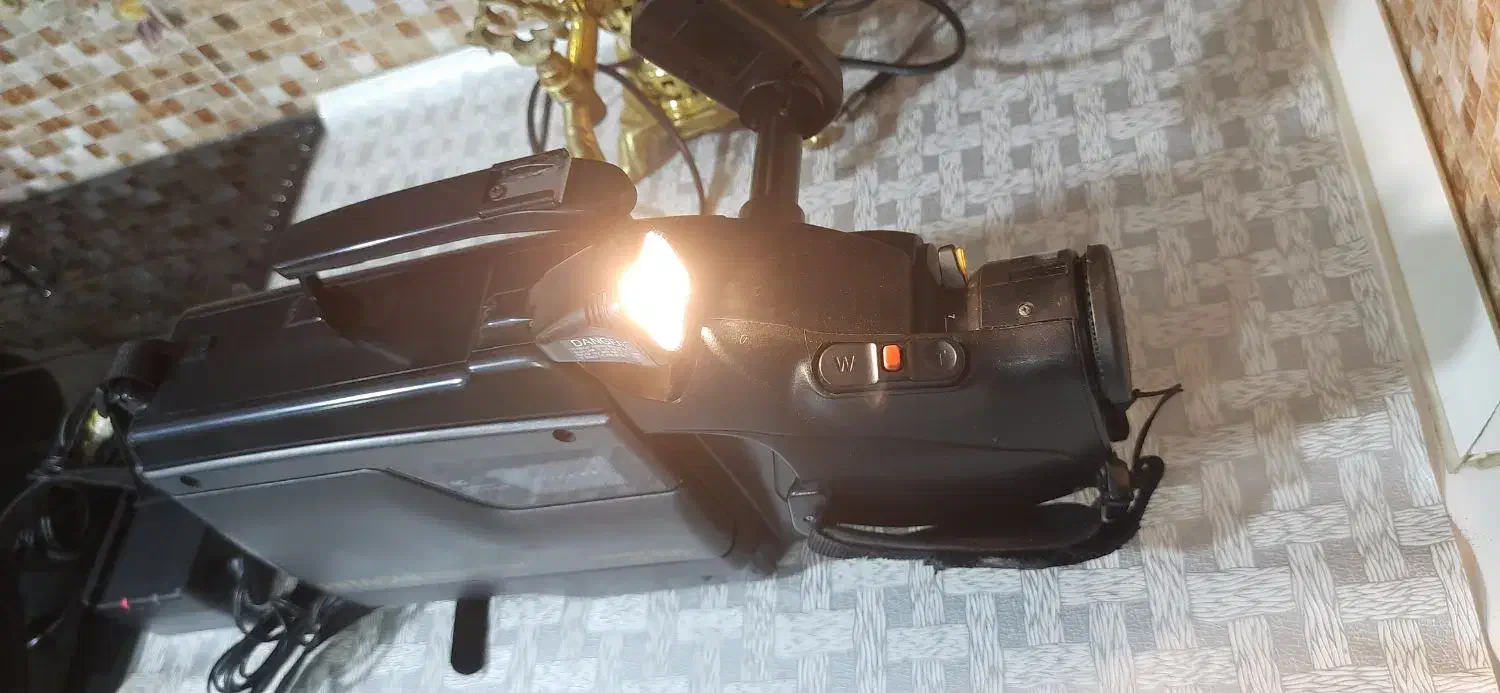 دوربین های عکاسی و فیلمبرداری قدیمی کلکسیونی|دوربین عکاسی و فیلمبرداری|مشکیندشت, |دیوار