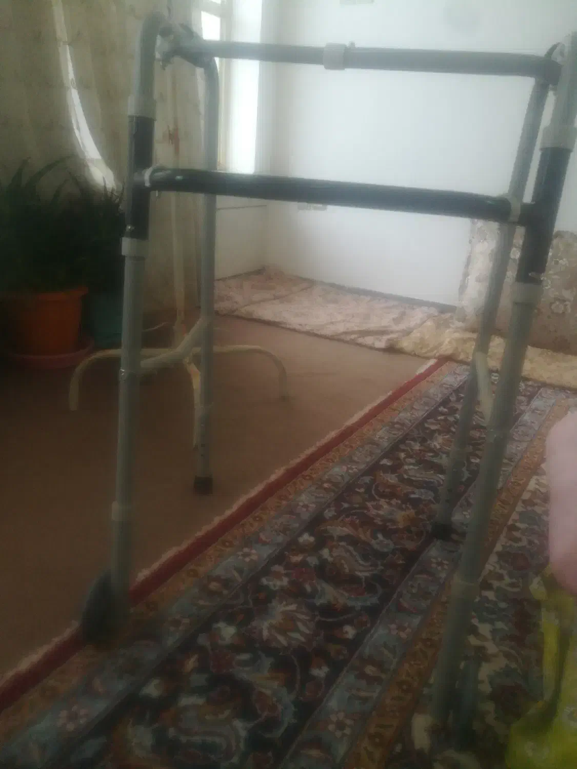 واکر چرخ دار نو تاشو|آرایشی، بهداشتی، درمانی|گندمان, |دیوار