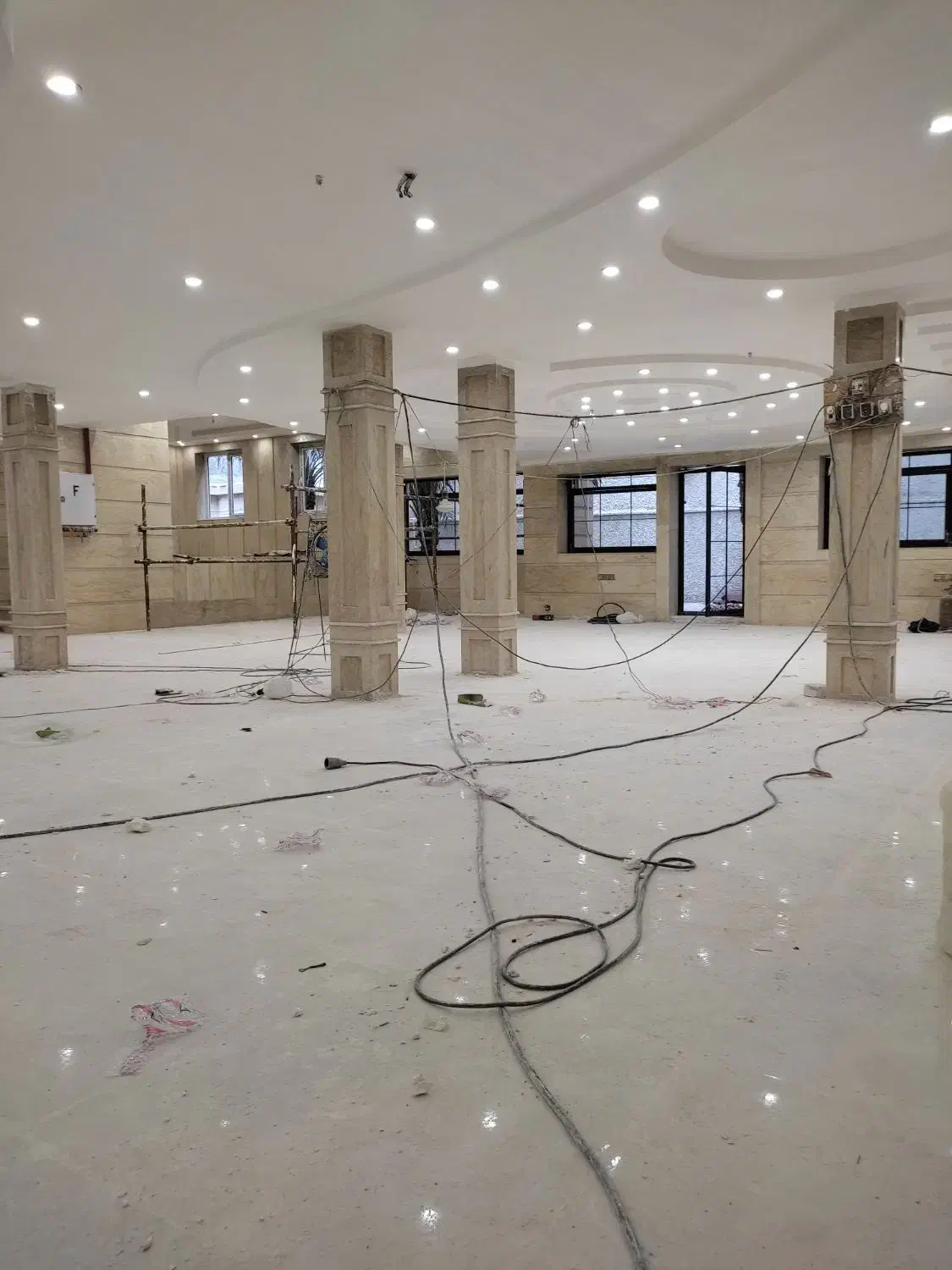 برقکارساختمان|خدمات پیشه و مهارت|شوشتر, |دیوار