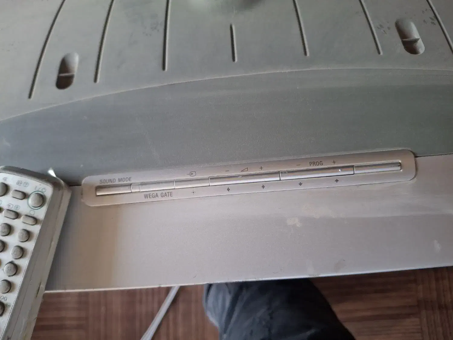 تلوزیون سونی|تلویزیون و پروژکتور|قم, پردیسان|دیوار