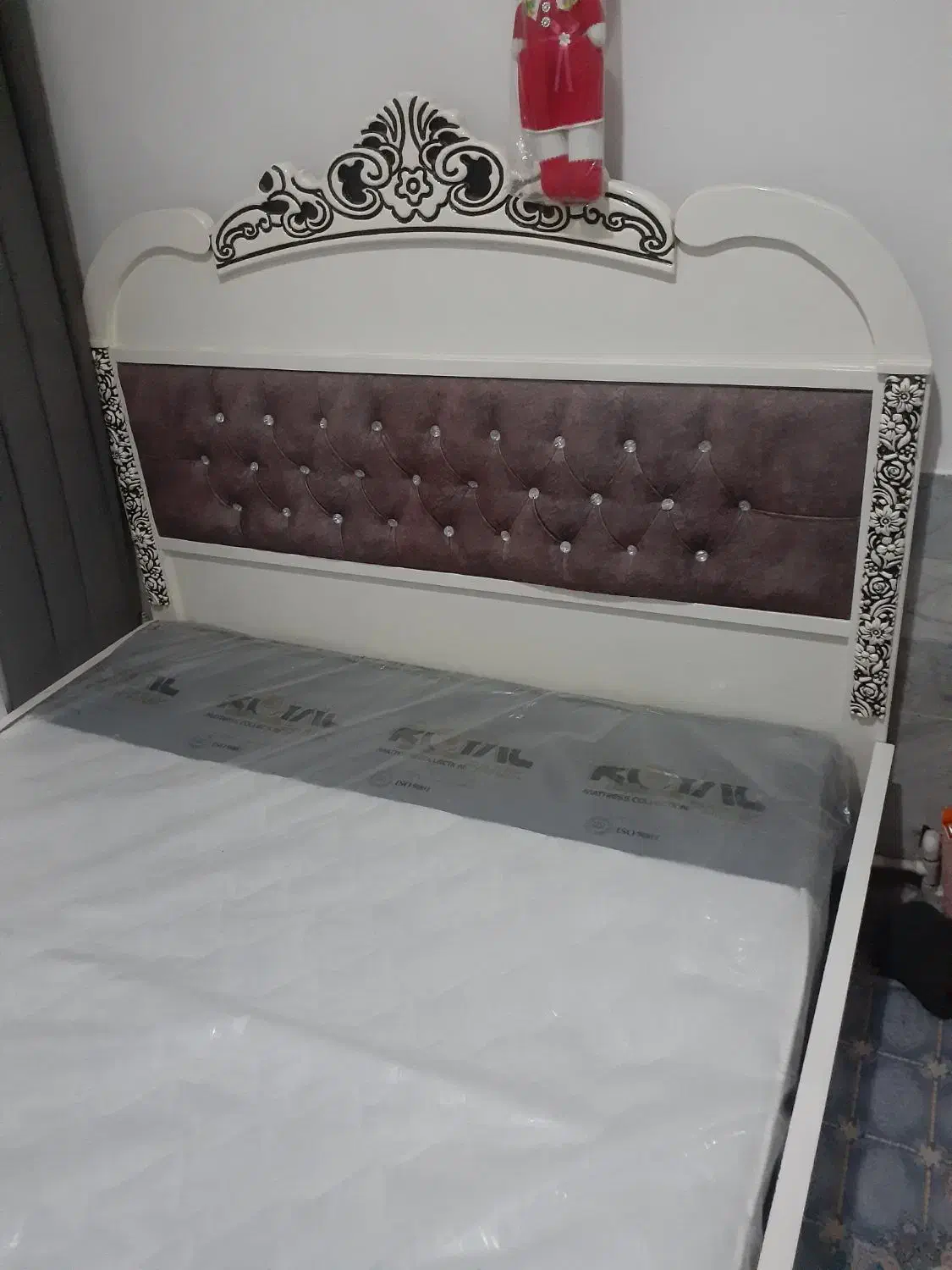 فروش فوری تشک نو هنوز پلاستیکش باز نشده|تشک تختخواب|بیرجند, |دیوار