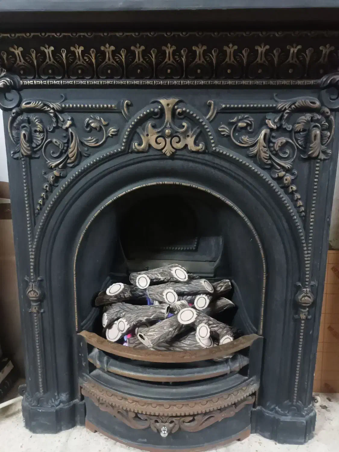 شومینه چدنی تریگارون|بخاری، هیتر، شومینه|بهارستان, |دیوار