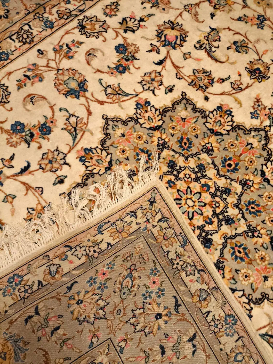 یک تخت فرش دستبافت اردکان یزد ۱۲ متری کرم|فرش|تهران, ستارخان|دیوار