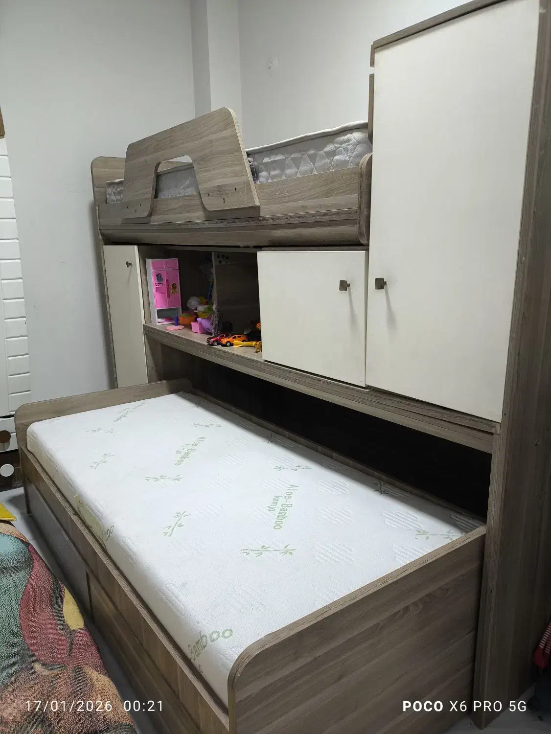 تخت دوطبقه کمجا چوب|تخت و سرویس خواب|تهران, تهرانسر غربی|دیوار