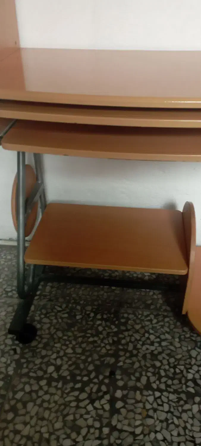 میز کامپیوتر|میز تحریر و کامپیوتر|رشت, حمیدیان|دیوار