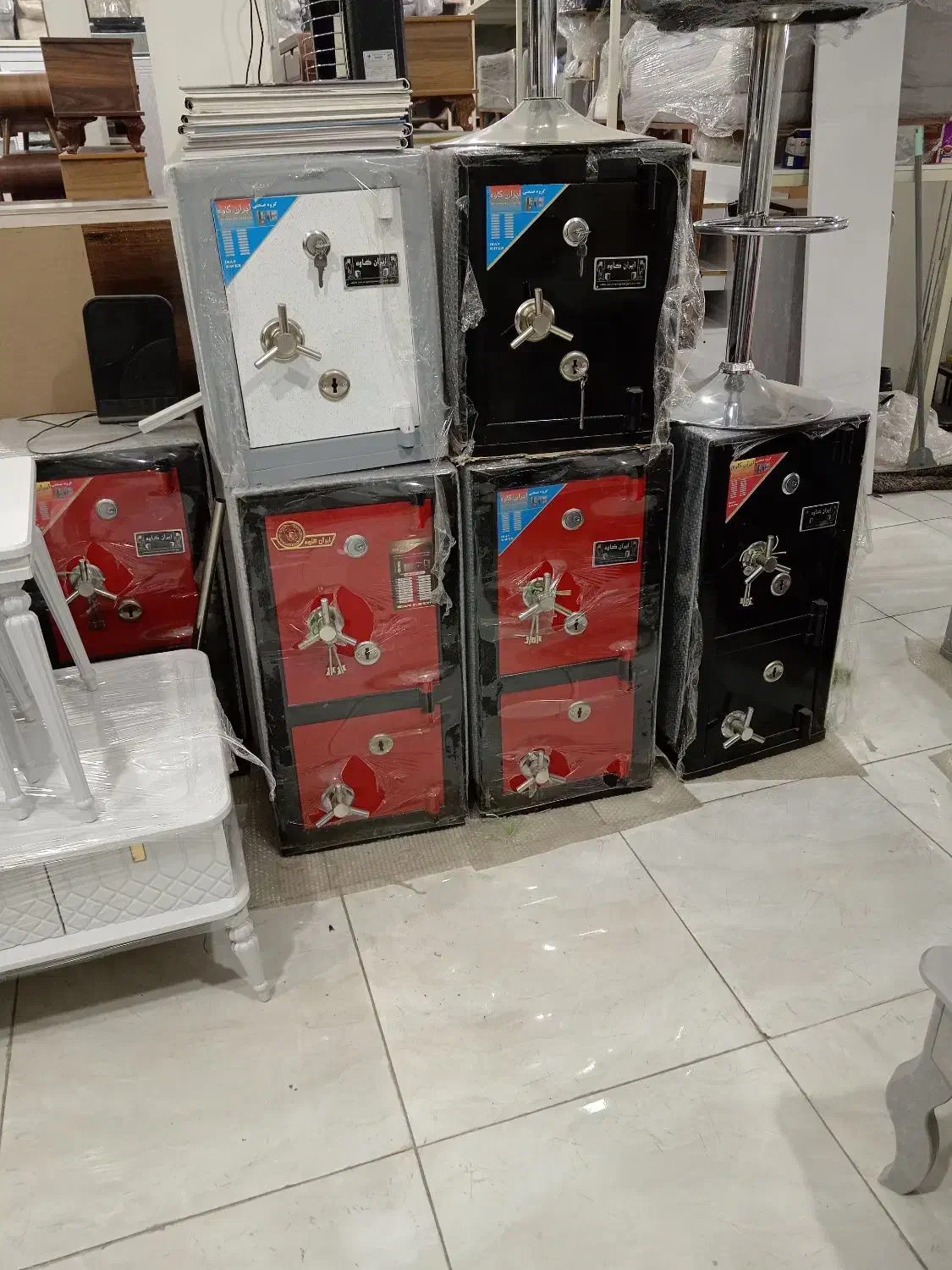 گاو صندوق ایران کاوه 3600|دفتر کار|سبزوار, طبرسی (جعفرآباد)|دیوار