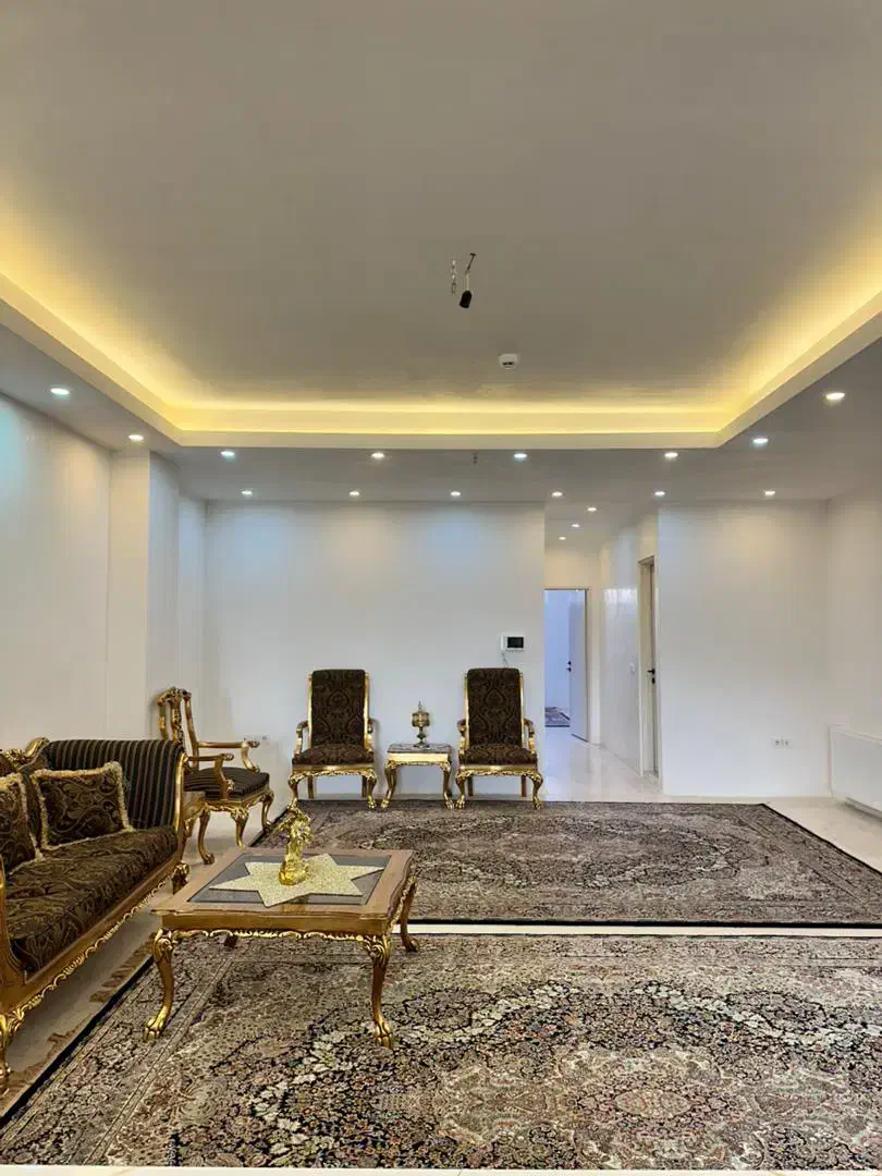 آپارتمان کلید نخورده ۱۳۰ متری محدوده زواره|اجارهٔ آپارتمان|ورامین, ورامین|دیوار