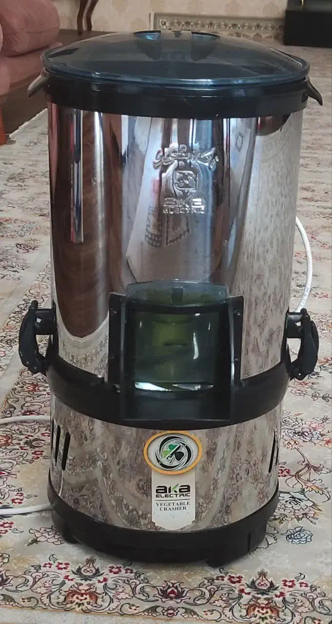 سبزی خردکن برند آکا|خردکن، آسیاب، غذاساز|خرم‌آباد, |دیوار