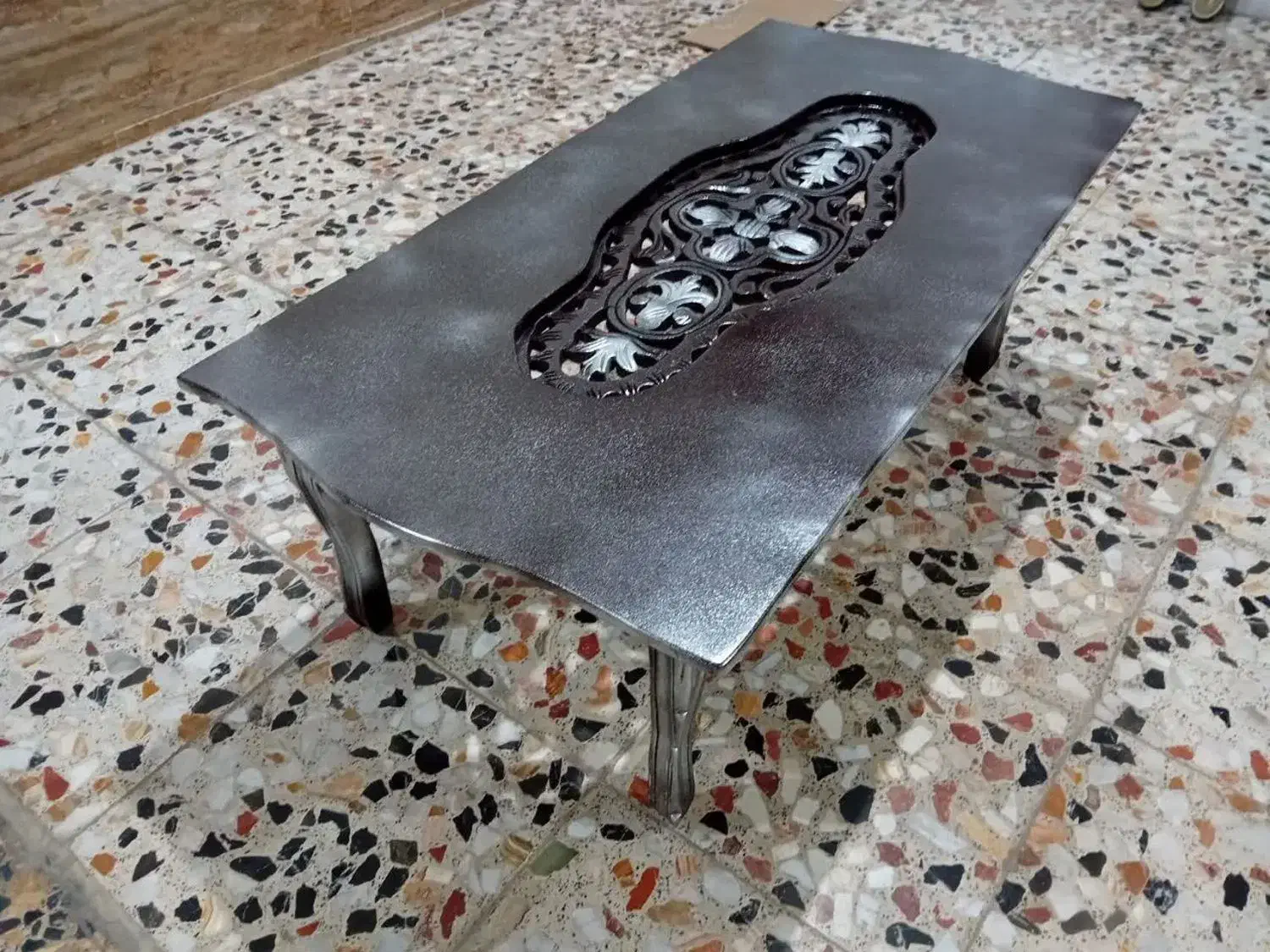 جلومبلی یا عسلی درحدنو|مبلمان خانگی و میز عسلی|آمل, |دیوار