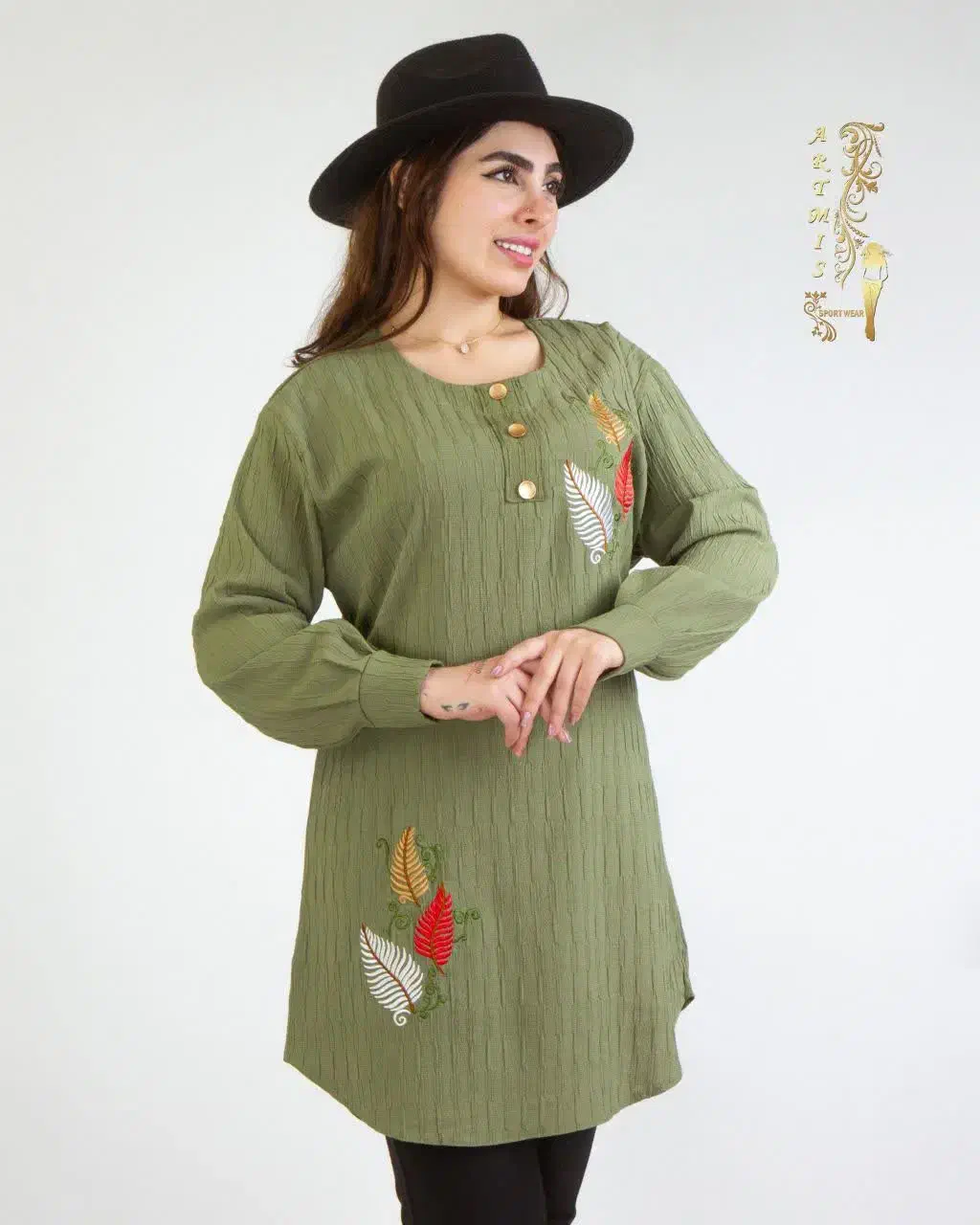 انواع لباس|لباس|مشهد, سمزقند|دیوار