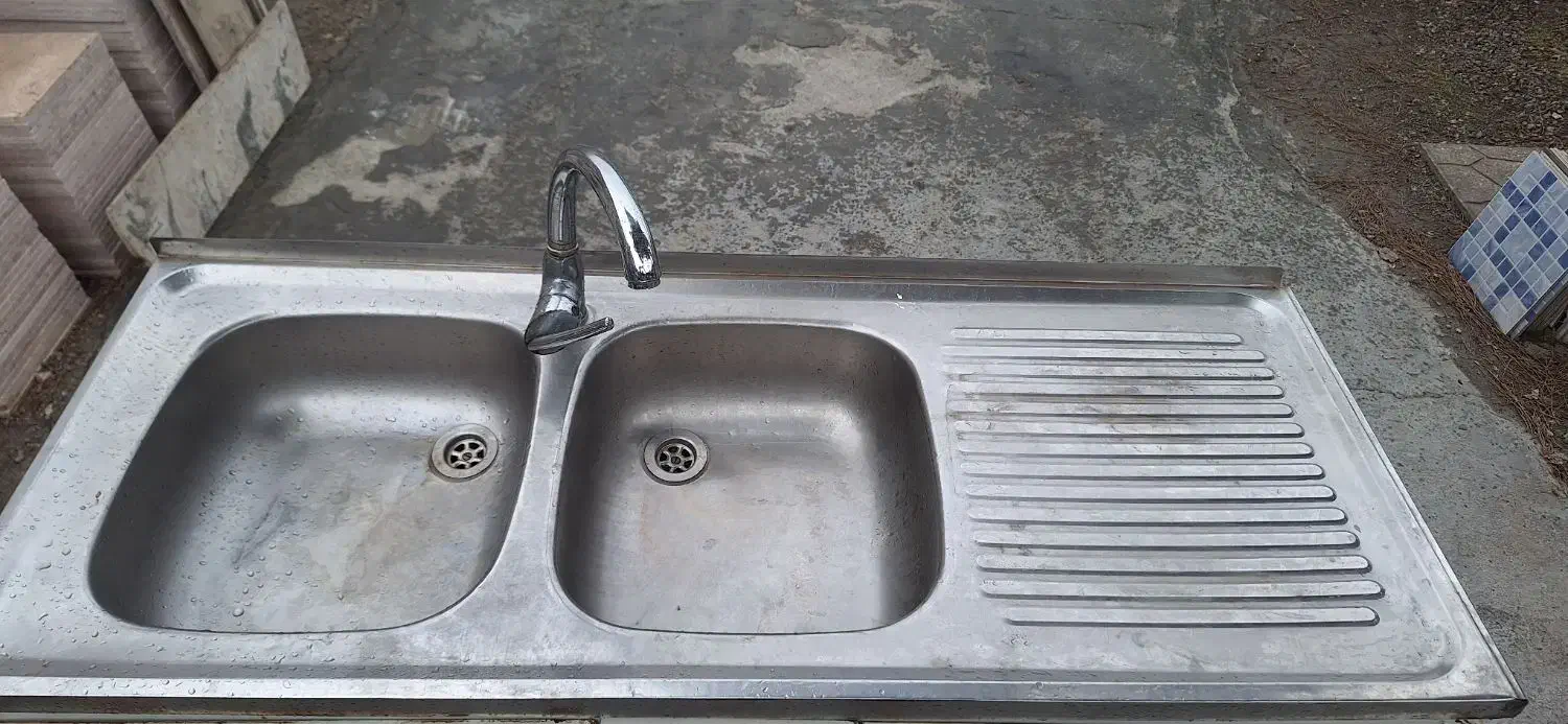 سینک ظرف شویی دو لگن  و شیر روشویی|مصالح و تجهیزات ساختمان|ارومیه, |دیوار