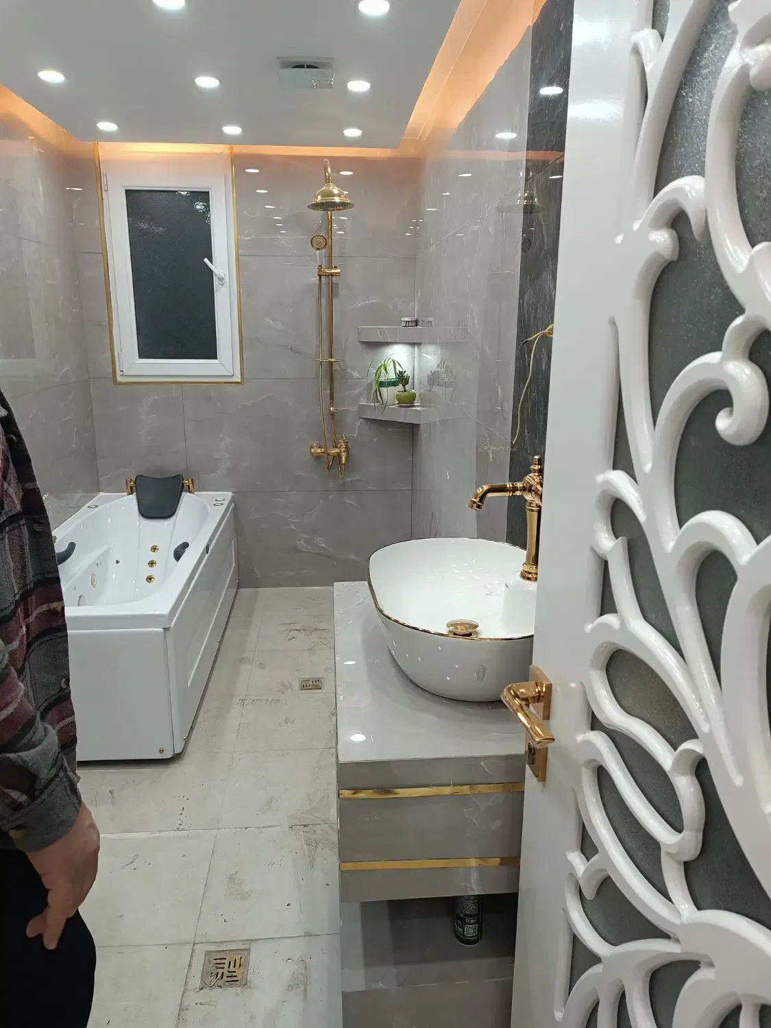 کاشیکاری کاشی کار اسلب|خدمات پیشه و مهارت|تبریز, |دیوار